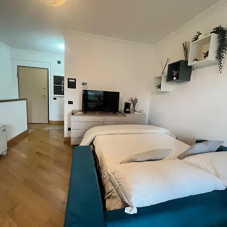Loft Eur Free Parking Апартаменты *